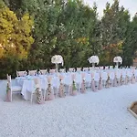 Mansion Ideal For 3 Families Or Villa *