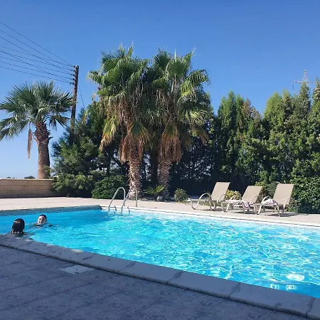 Mansion Ideal For 3 Families Or Villa