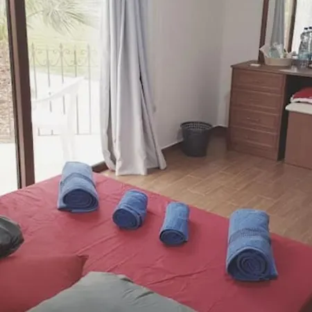 ヴィラ Mansion Ideal For 3 Families Or *