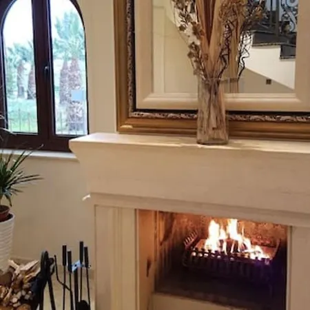 Mansion Ideal For 3 Families Or Villa