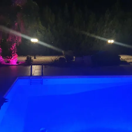 Mansion Ideal For 3 Families Or Villa