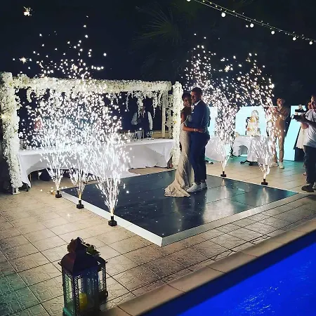 Mansion Ideal For 3 Families Or Villa Lárnaca