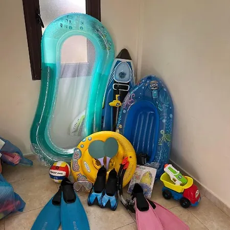 Вилла Mansion Ideal For 3 Families Or