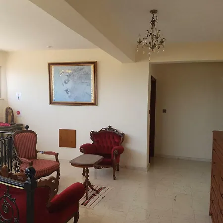 Mansion Ideal For 3 Families Or Larnaca