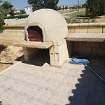 Mansion Ideal For 3 Families Or 别墅 拉纳卡