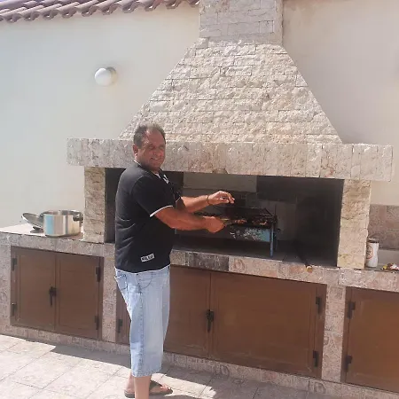 فيلة Mansion Ideal For 3 Families Or