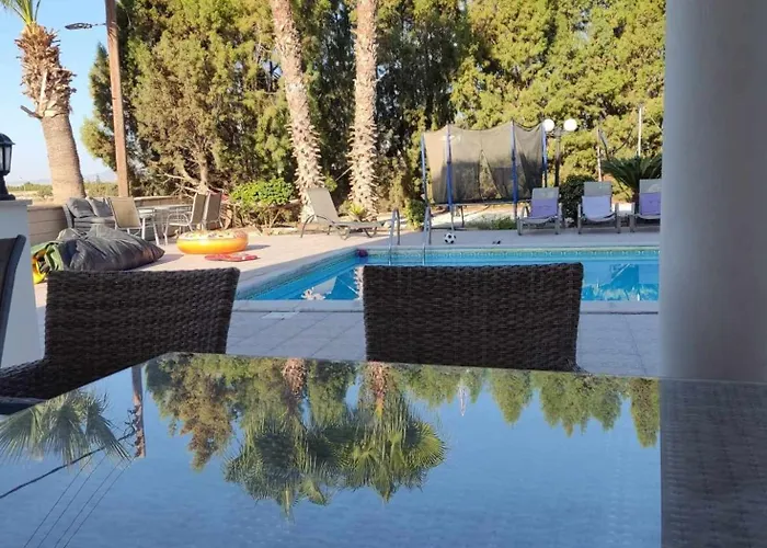 Mansion Ideal For 3 Families Or Larnaca