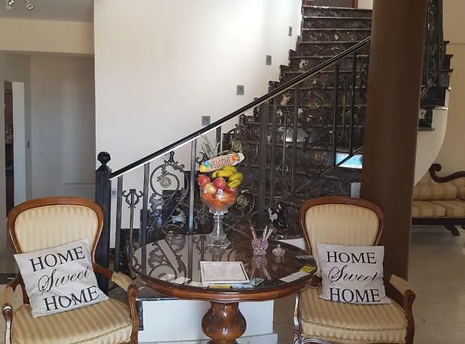 Mansion Ideal For 3 Families Or Larnaca